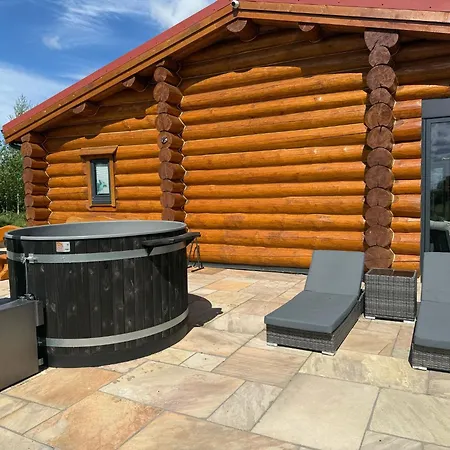 Luxury Log With Hot Tub & Scenic Views In Oakenshaw Oakenshaw (West Yorkshire)