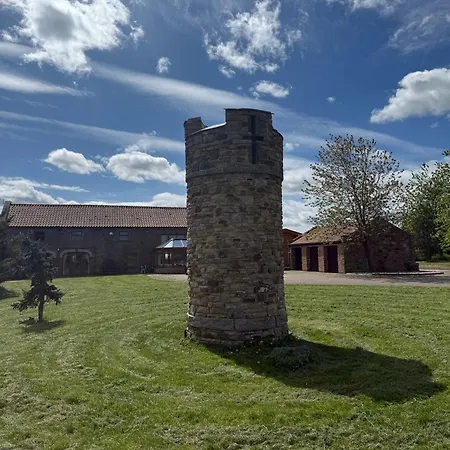 Apartment Luxury Log With Hot Tub & Scenic Views In Oakenshaw *